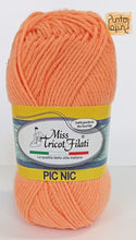Carica l'immagine nel visualizzatore di Gallery, Miss Tricot PIC NIC e PIC NIC COLOR