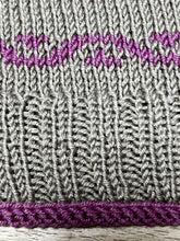 Carica l'immagine nel visualizzatore di Gallery, TOFFEE Poncho - Gilet Oversize a maglia | Pattern PDF