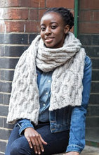 Carica l'immagine nel visualizzatore di Gallery, Rowan BRUSHED FLEECE