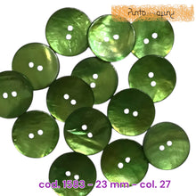 Carica l'immagine nel visualizzatore di Gallery, Bottone Madreperla Colorata Shine - cod 1583 - 23 mm
