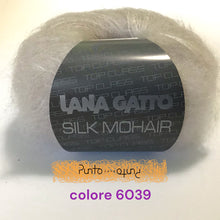 Carica l&#39;immagine nel visualizzatore di Gallery, Lana Gatto SILK MOHAIR
