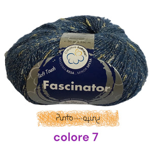 Miss Tricot FASCINATOR