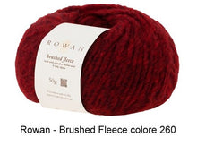 Carica l&#39;immagine nel visualizzatore di Gallery, Rowan BRUSHED FLEECE
