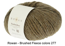 Carica l&#39;immagine nel visualizzatore di Gallery, Rowan BRUSHED FLEECE
