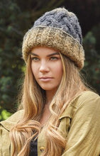 Carica l&#39;immagine nel visualizzatore di Gallery, Rowan BRUSHED FLEECE
